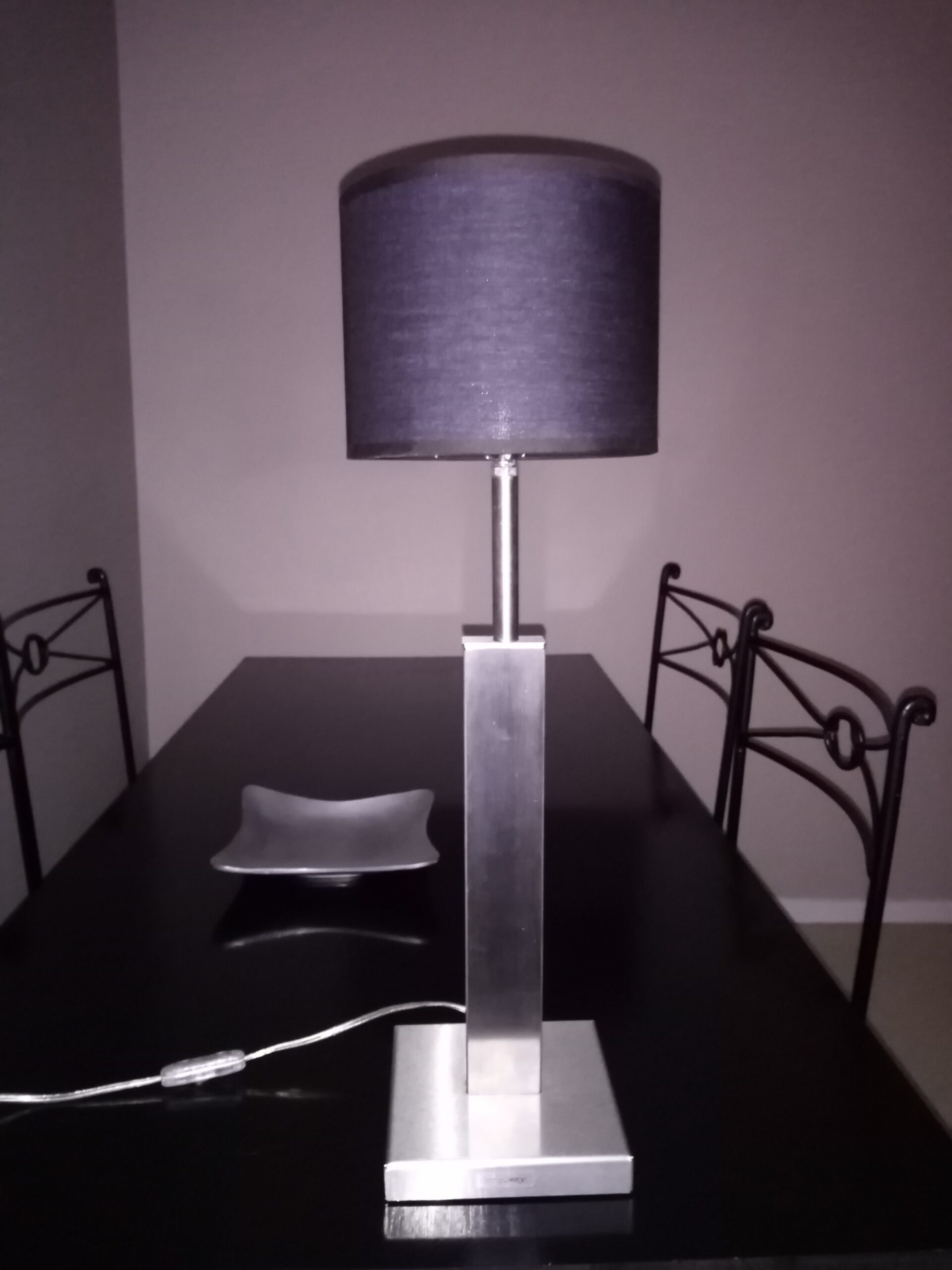 Lampe de salon à poser Bony Design