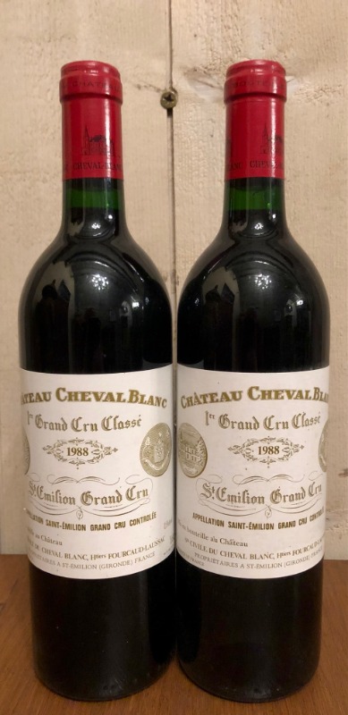 Lot de 2 Bouteilles Château Cheval Blanc,Saint-Émilion,1988