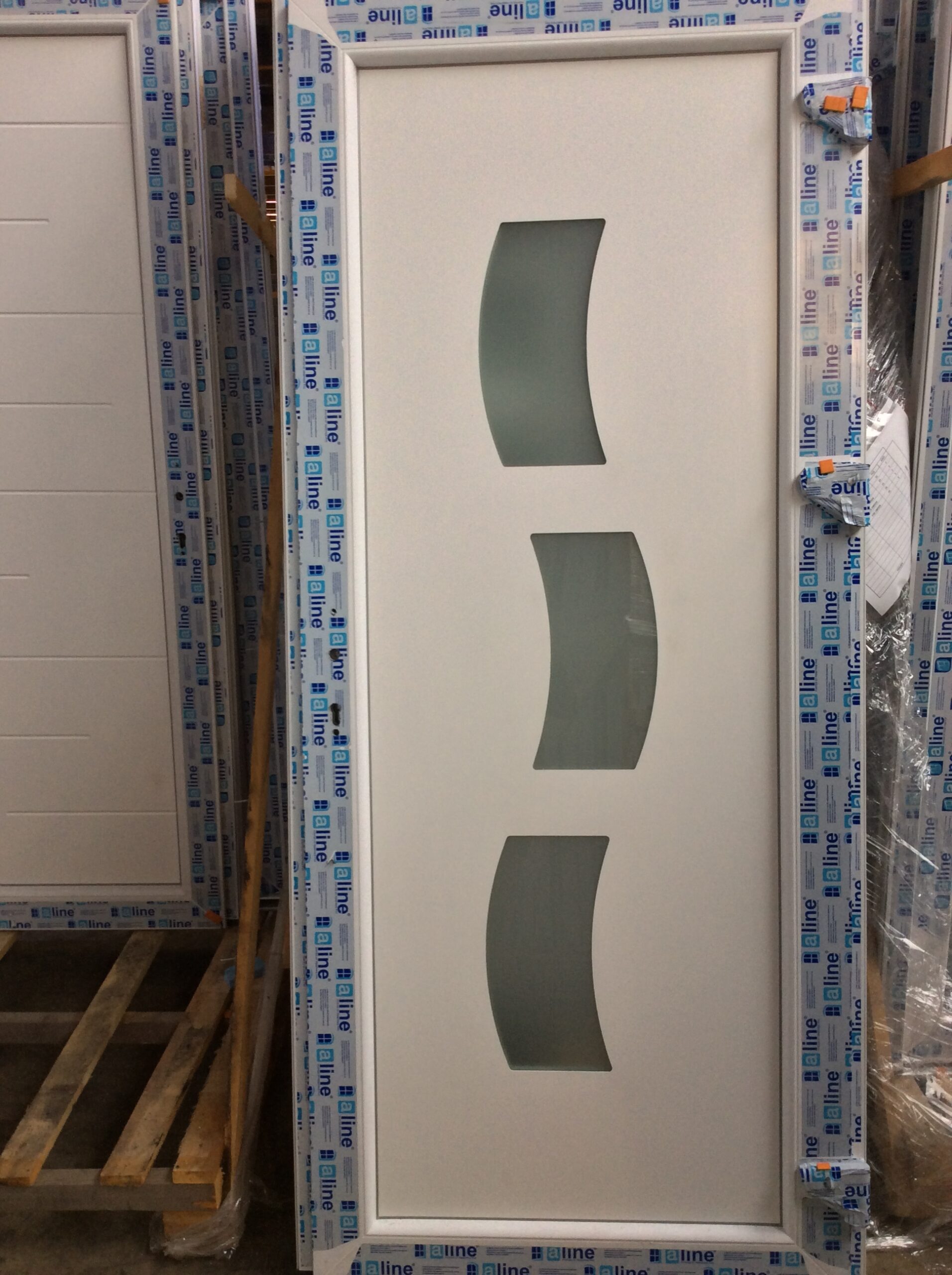 porte d'entrée pvc tel:0970180707