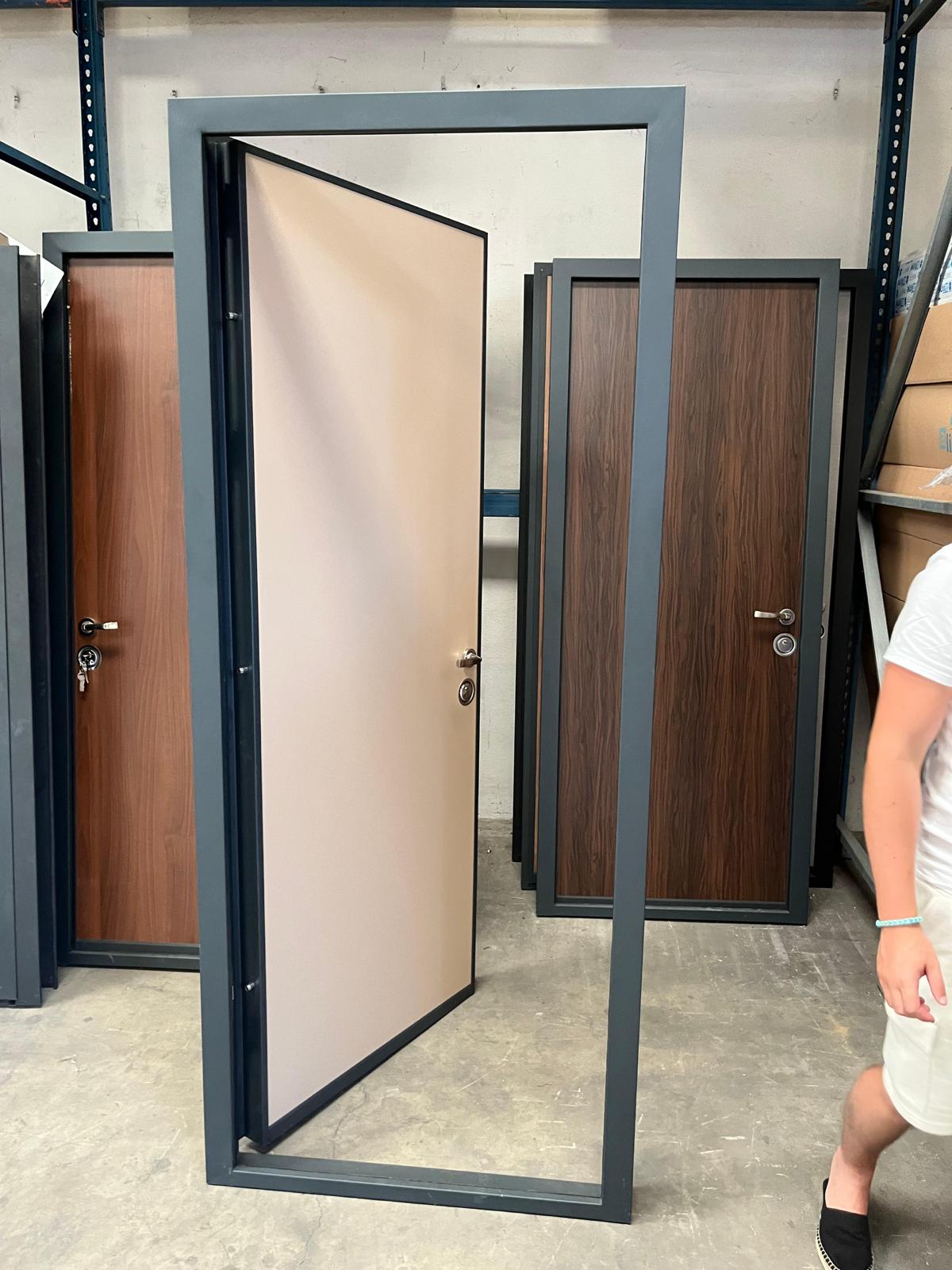 Déstockage porte blindée  sur Montluçon