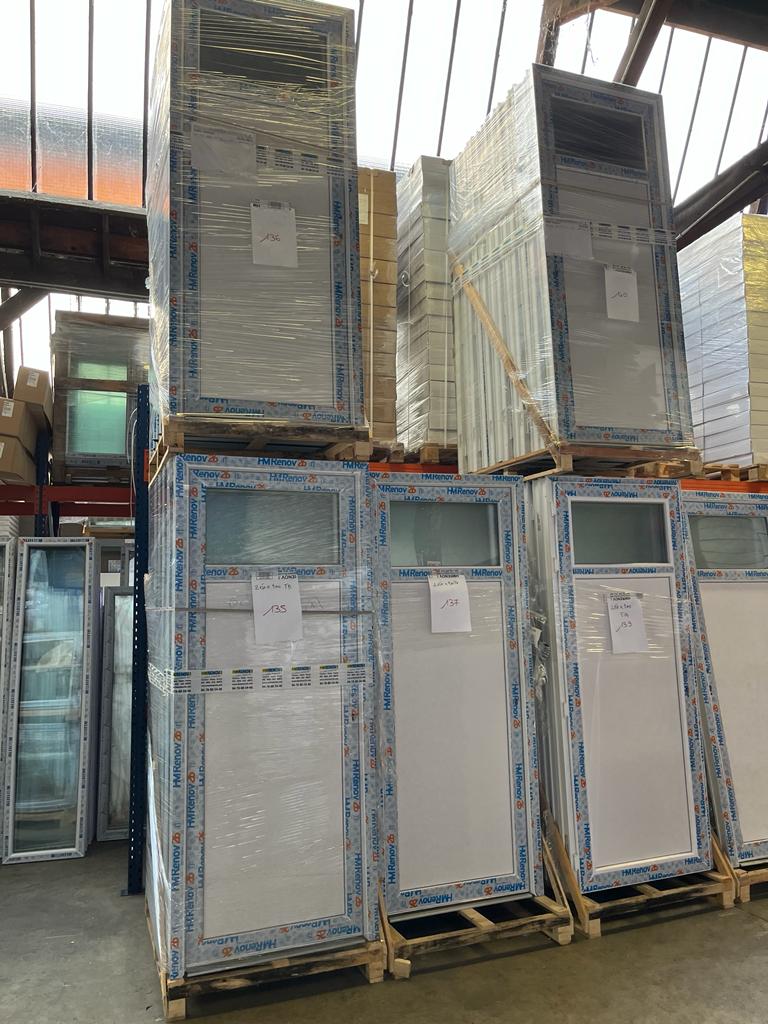 Déstockages des Portes de services à Saint etienne