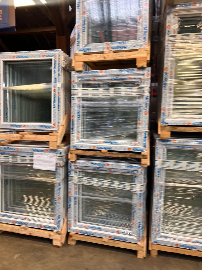 Fenêtre PVC en stock à prix sacrifiés – Quantités limitées !