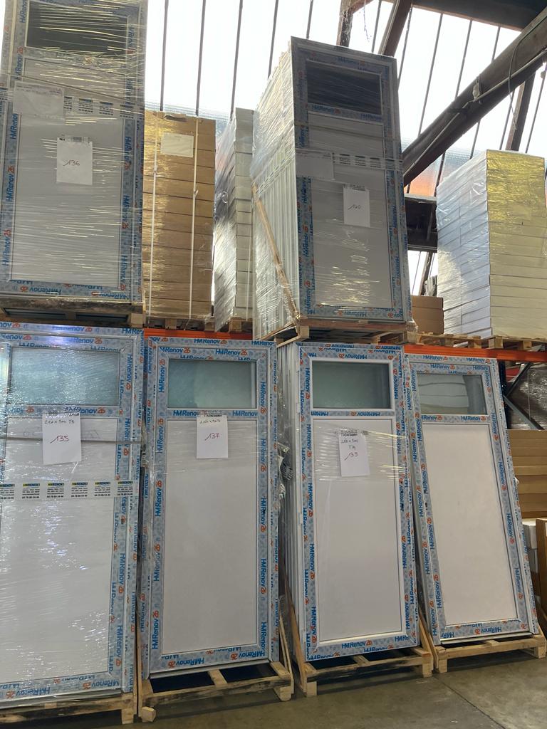 Déstockages des Portes de services à Dole