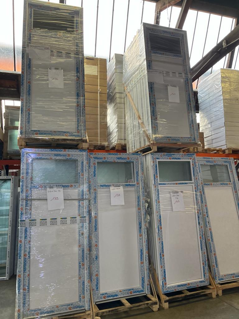 Déstockages des Portes de services  sur Vaulx-en-Velin