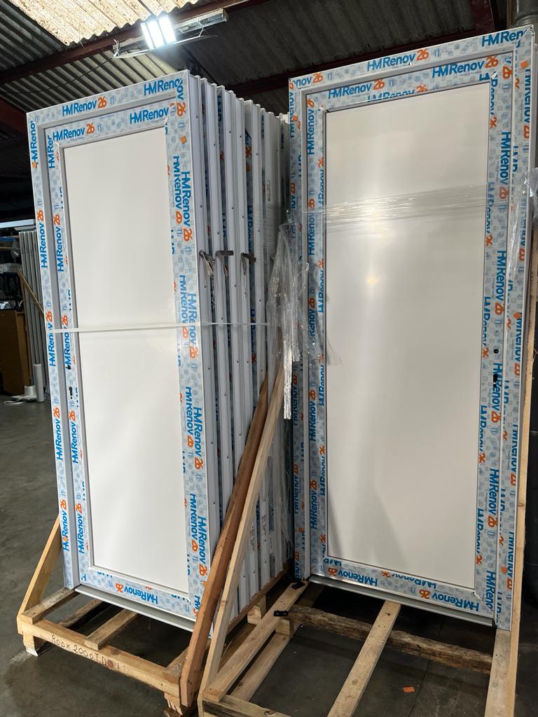 Porte de Service PVC/ALU en stock sur Bourg-en-Bresse