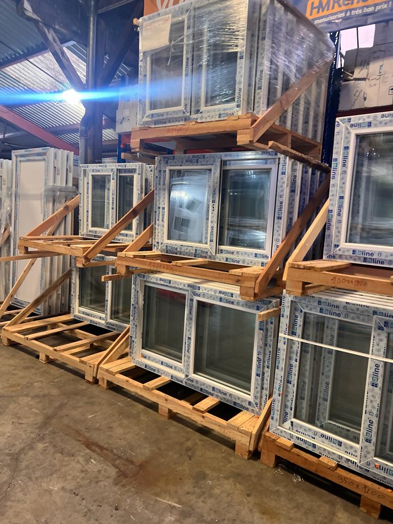 Arrivage de fenêtres  à Muret