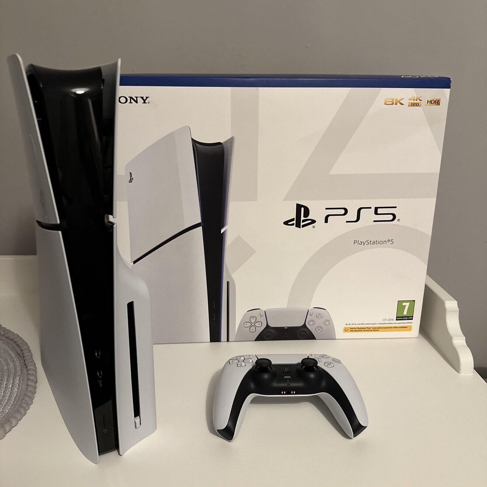 PlayStation 5 version mince 1 To