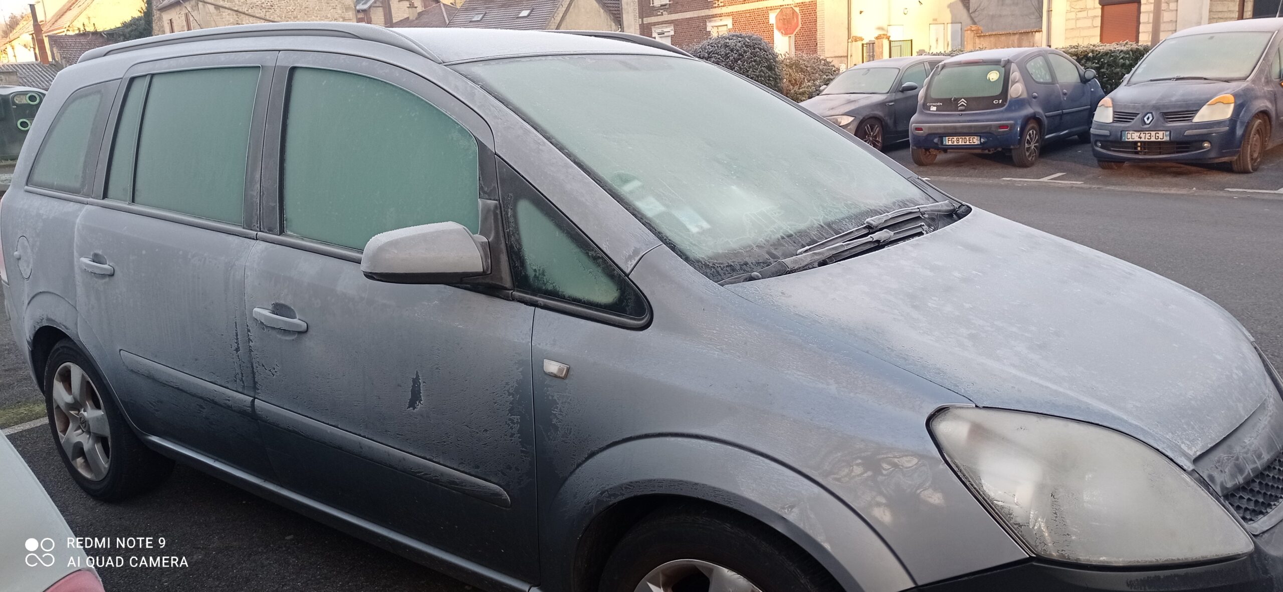 Aide au déménagement, transport de meubles, et transport de groupe (6 pers.)