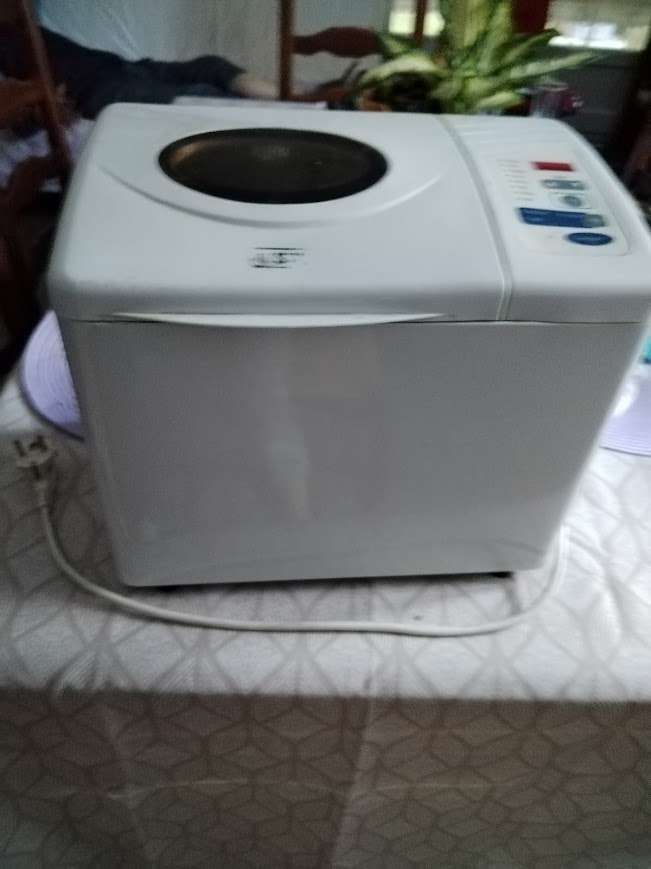 MACHINE A PAINS POUR TOUS FARINES