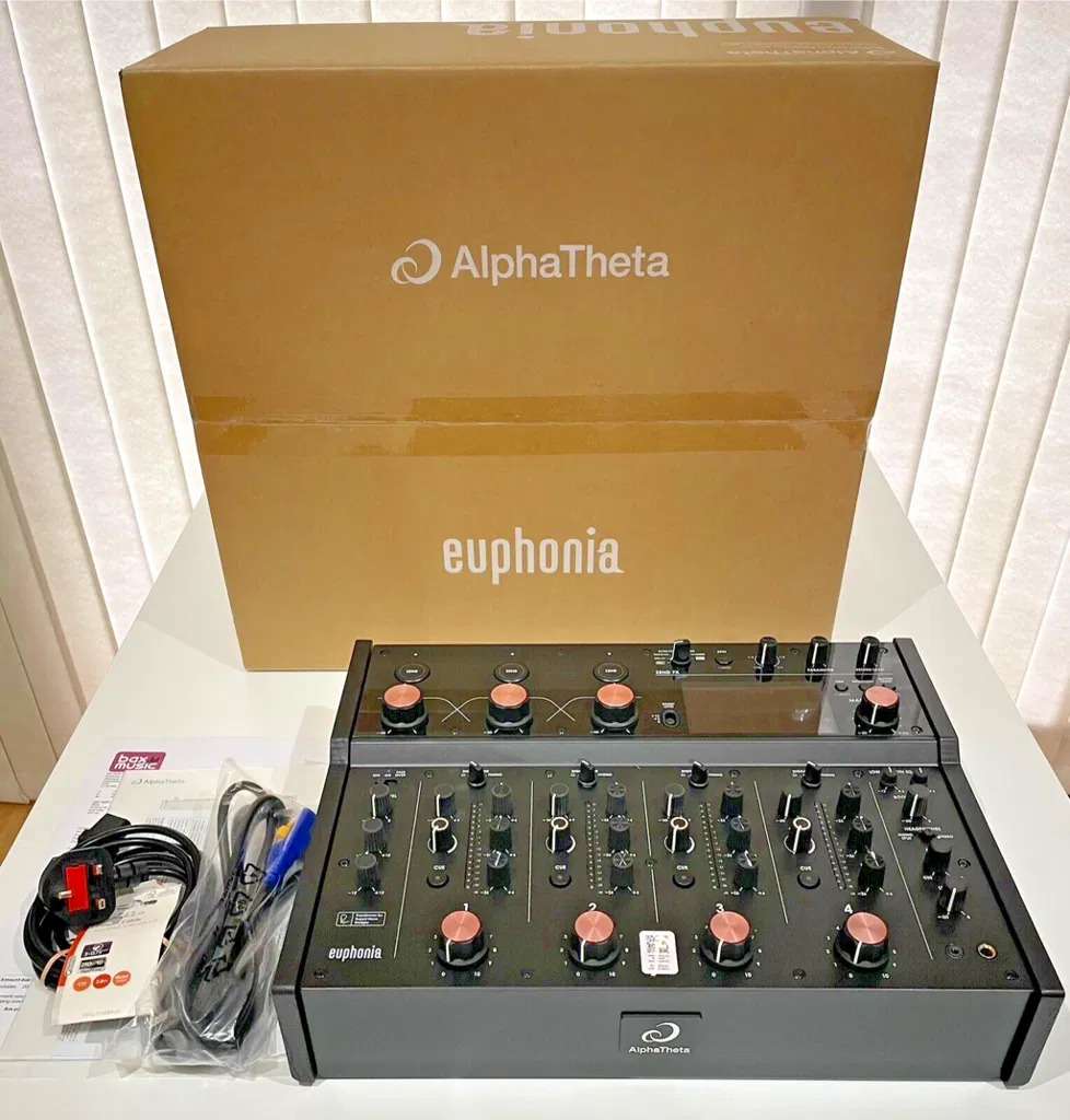AlphaTheta CDJ-3000X, Pioneer CDJ-3000, Pioneer DJ DJM-A9, AlphaTheta Euphonia , Pioneer CDJ-2000NXS2, Pioneer DJM-900NXS2, Pioneer DJ DJM-V10-LF , Pioneer DJ DJM-S11, Pioneer  CDJ-TOUR1 , Pioneer DJM-TOUR1 ,  AlphaTheta XDJ-AZ, AlphaTheta OMNIS-DUO , Pioneer DJ OPUS-QUAD, Pioneer DJ XDJ-RX3, Pioneer XDJ-XZ, Pioneer DJ DDJ-FLX10,