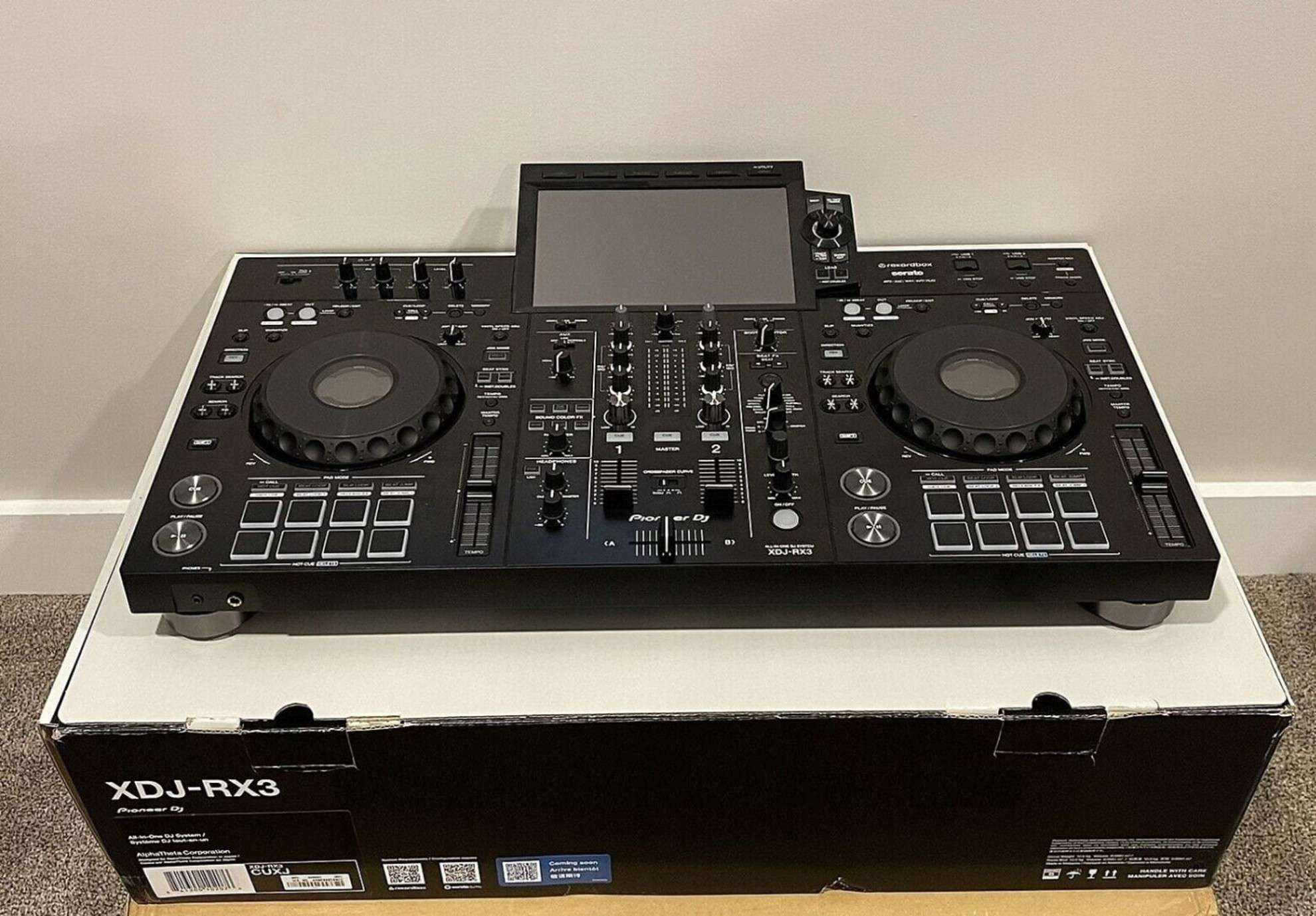 AlphaTheta XDJ-AZ, AlphaTheta OMNIS-DUO , Pioneer DJ OPUS-QUAD, Pioneer DJ XDJ-RX3, Pioneer XDJ-XZ, Pioneer DJ DDJ-FLX10, AlphaTheta DDJ-GRV6, Pioneer DDJ-1000, Pioneer DDJ-1000SRT, Pioneer DJ DDJ-REV7