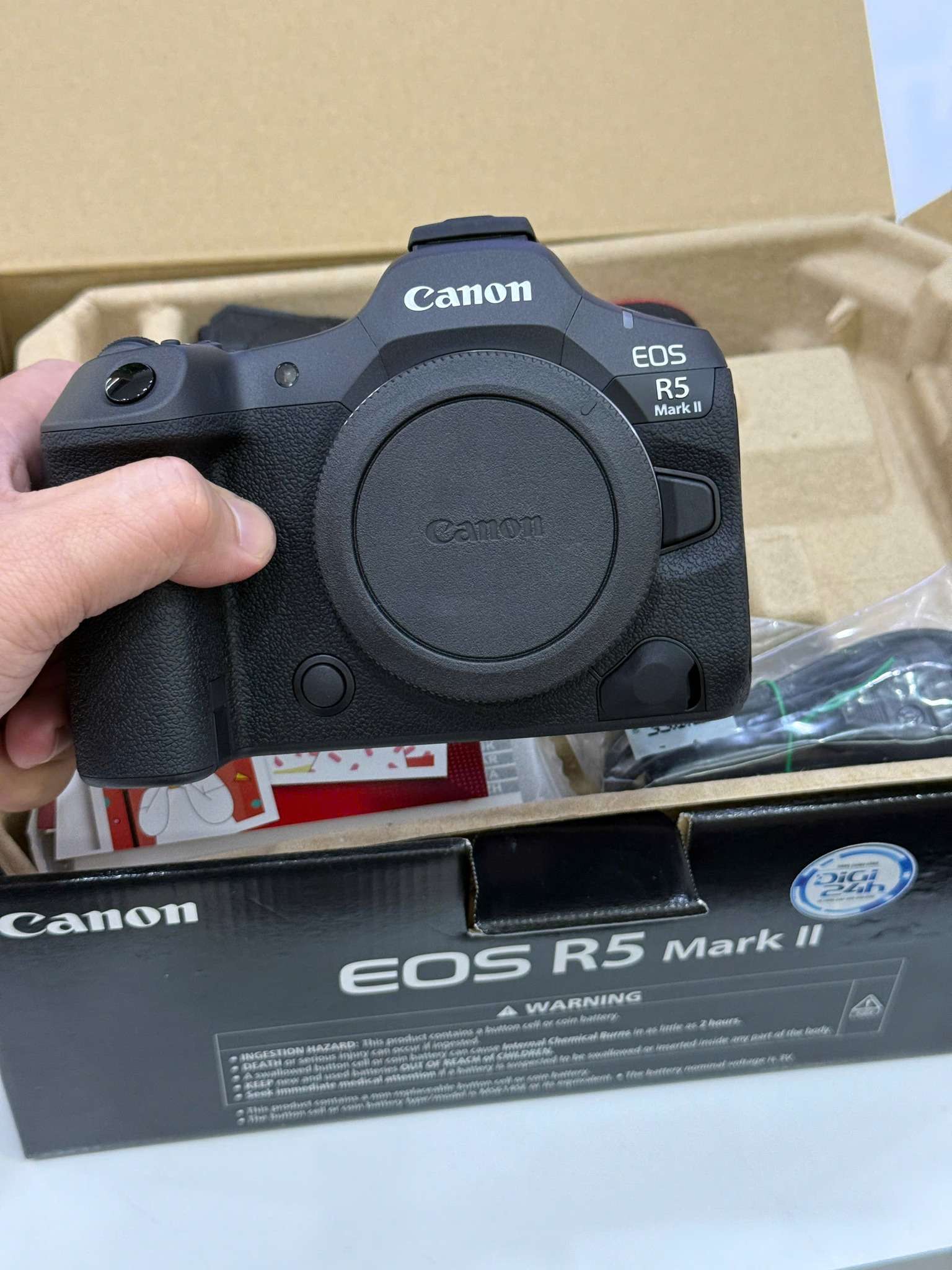 Canon EOS R5 Mark II ,Canon EOS R3, Canon EOS R5, Canon EOS R6 Mark II, Canon EOS R6, Canon EOS R7, Nikon Z9,  Nikon Z8, Nikon Z 7II, Nikon D6, Nikon D780 , Sony Alpha A7R III , Sony Alpha a7R IV