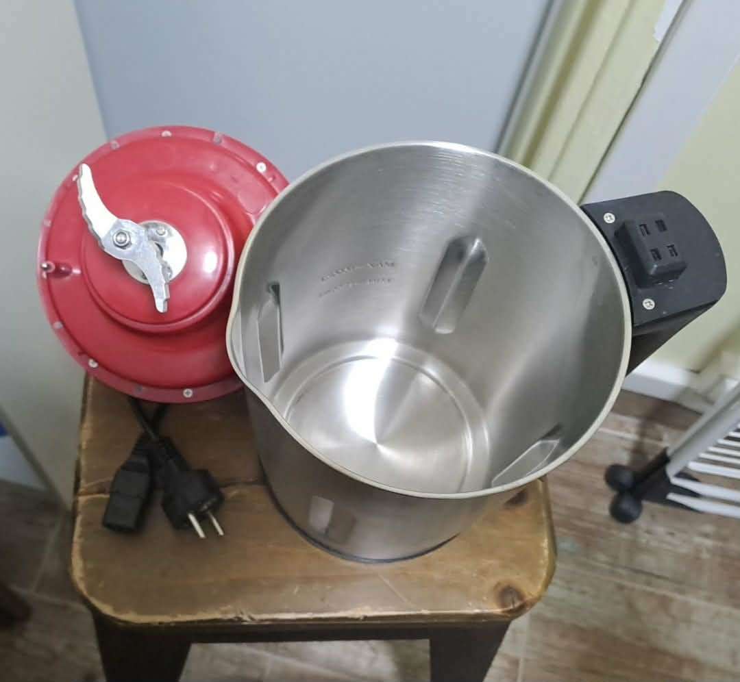 Blender Chauffant Mandine 1,6L (Avec boîte d’origine)