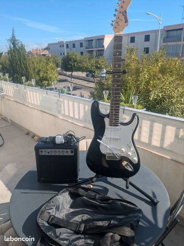 Vend Guitare électrique Rockjam